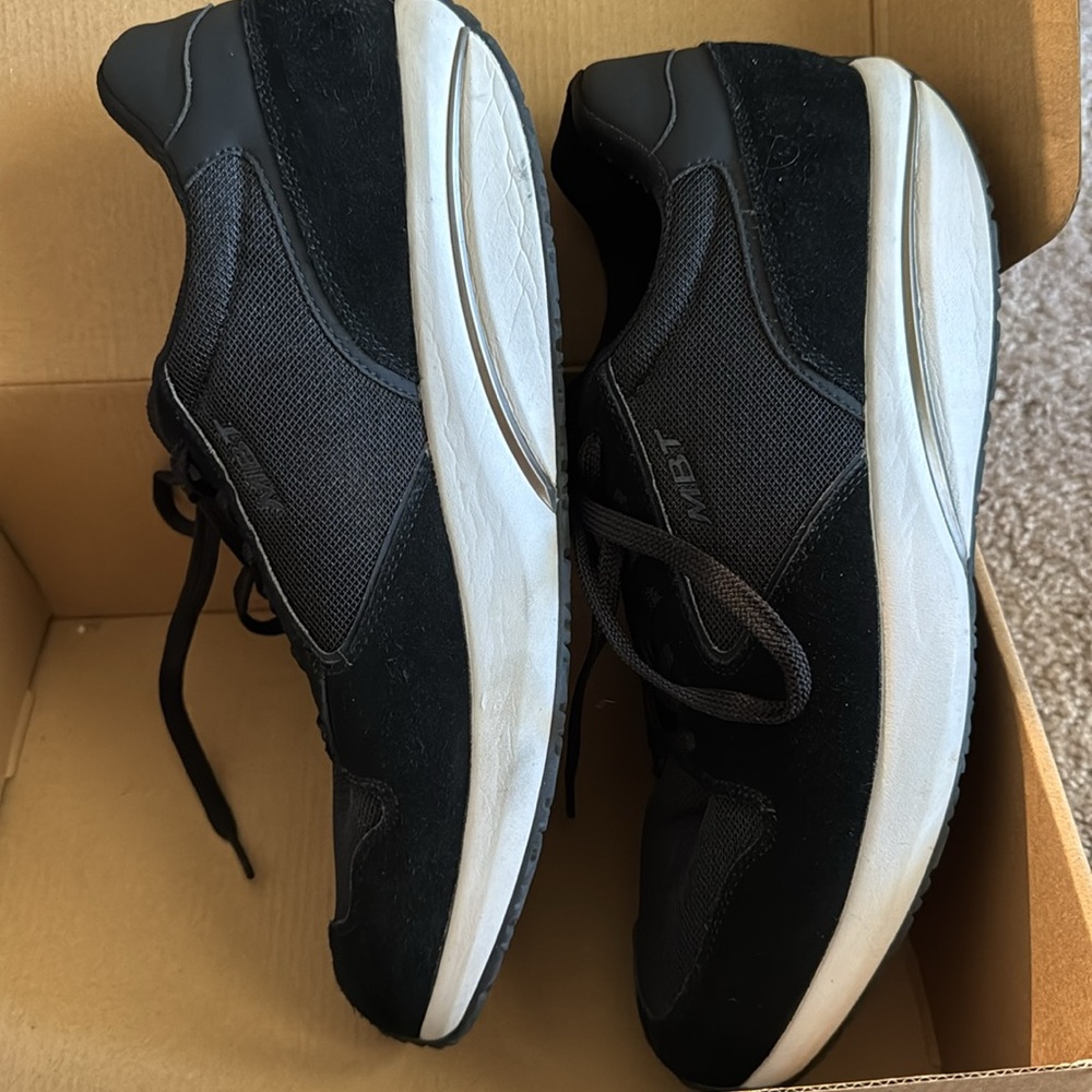 MBT Physiological Footwear - Picture 3 of 5